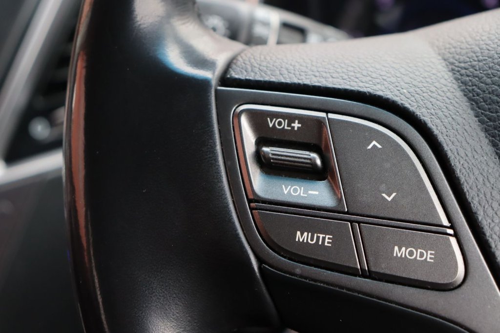 Used Hyundai Santa Fe 2014 for sale - 76111934: Photo 28