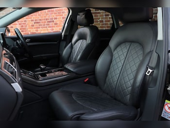 Used Audi S8 2014 for sale - 75986276: Photo