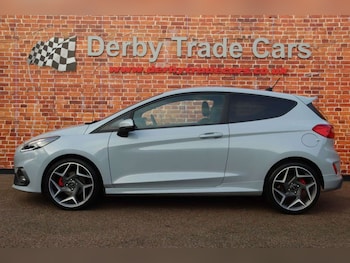 Used Ford Fiesta 2020 for sale - 77523180: Photo