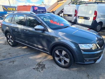 Used Skoda Octavia 2015 for sale - 75919007: Photo