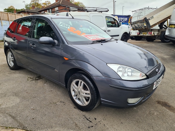 Cheap Ford Focus (54) - Zetec for sale in Leeds, West Yorkshire
