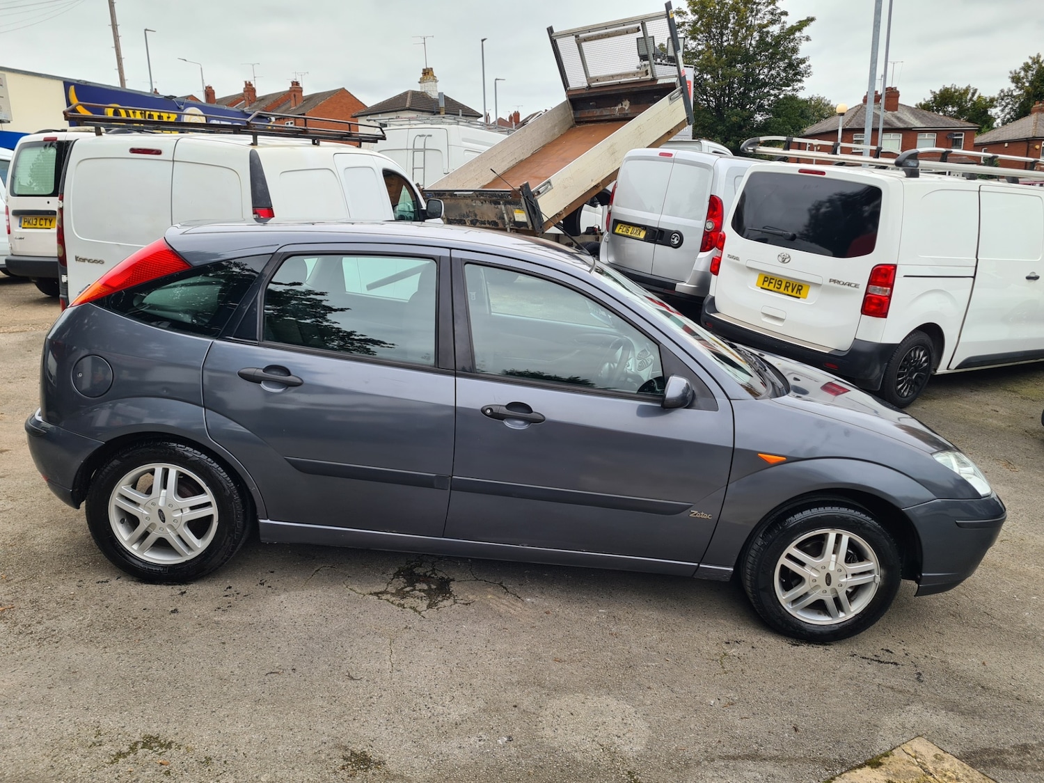 Used Ford Focus for sale - 76289081: Photo 2