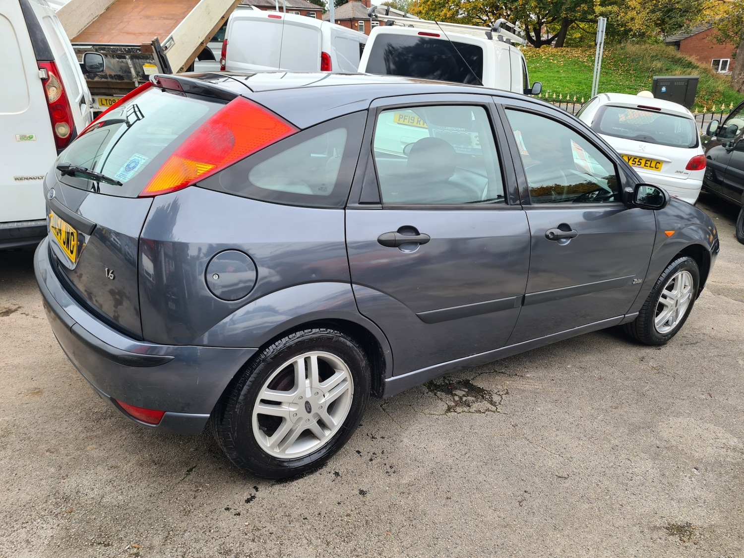 Used Ford Focus for sale - 76289081: Photo 3