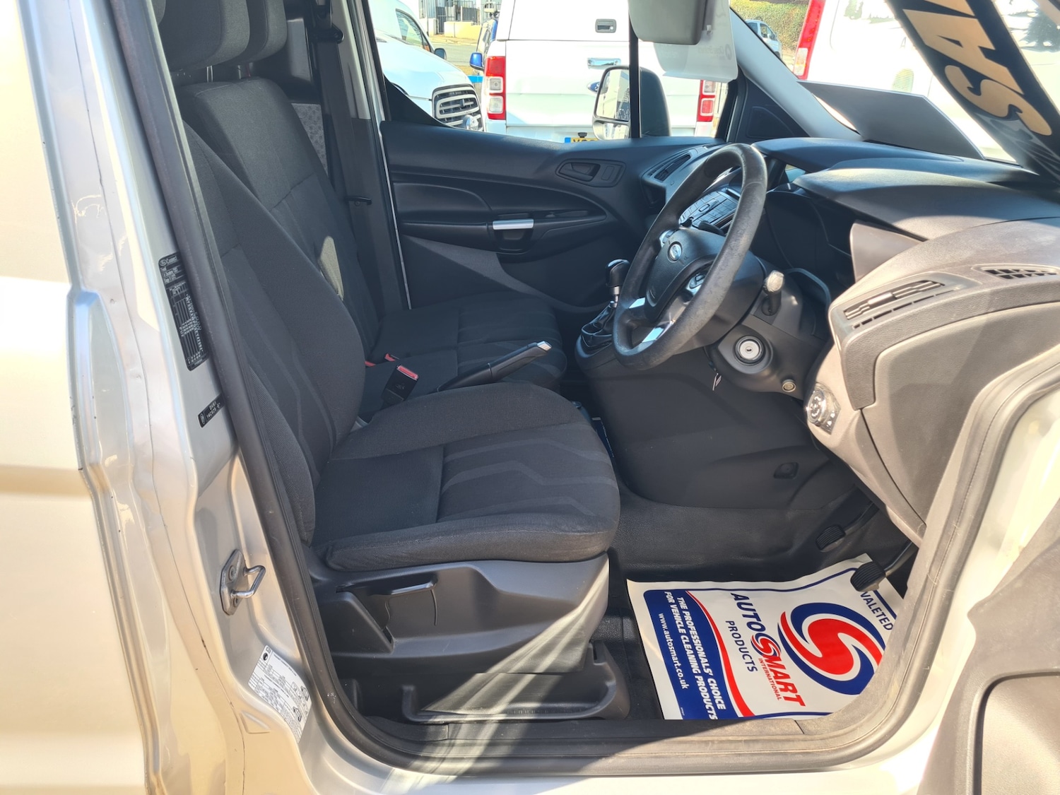 Used Ford Transit Connect 2014 for sale - 77931746: Photo 19