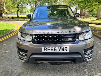 Used Land Rover Range Rover Sport 2016 for sale - 78555624: Photo