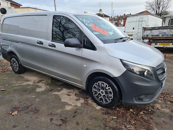 Used Mercedes-Benz Vito 2018 for sale - 76709782: Photo