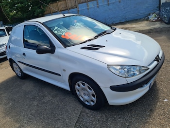Used Peugeot 206 2005 for sale - 75409381: Photo