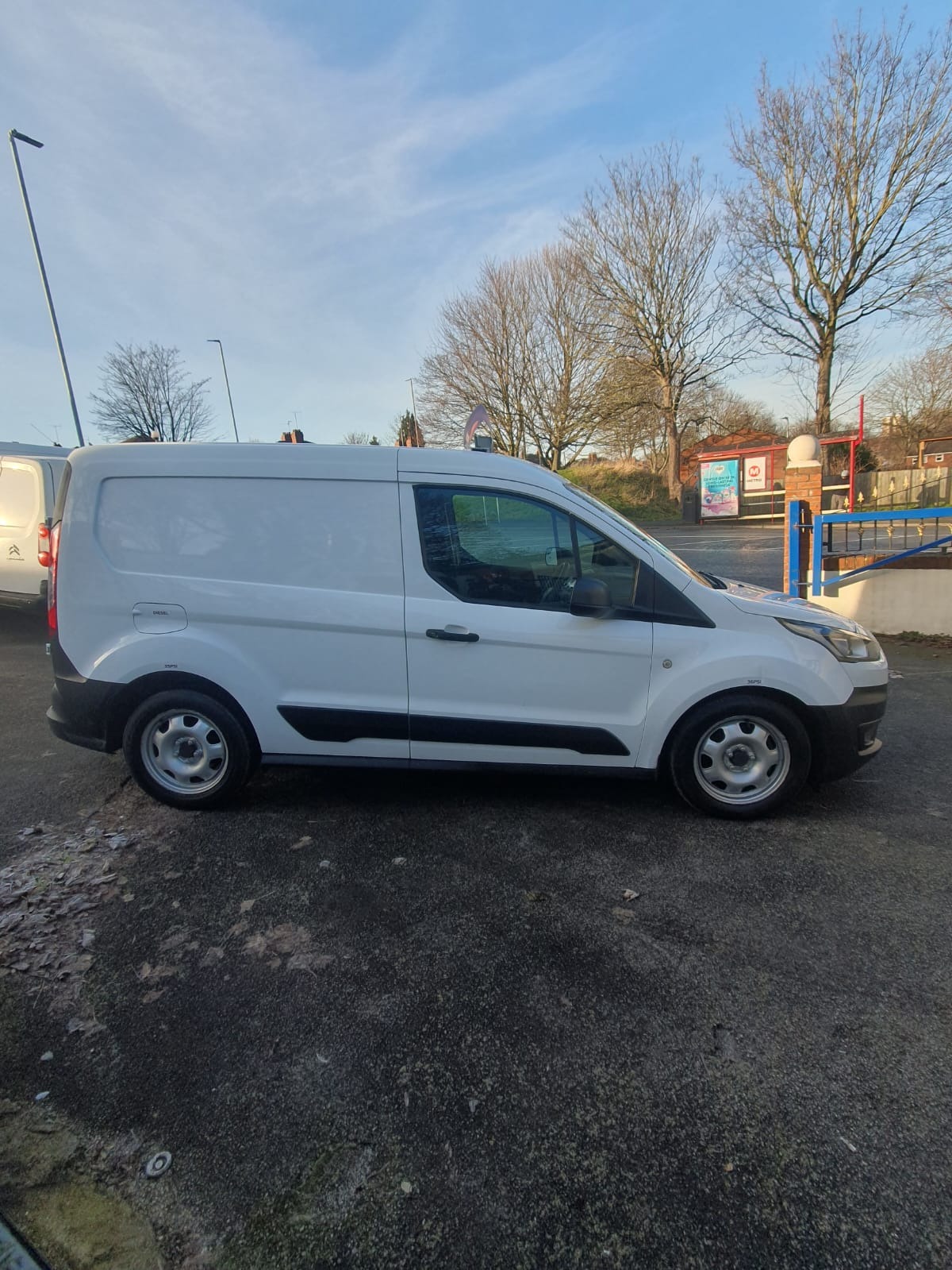 Used Ford Transit Connect 2020 for sale - 77198457: Photo 2