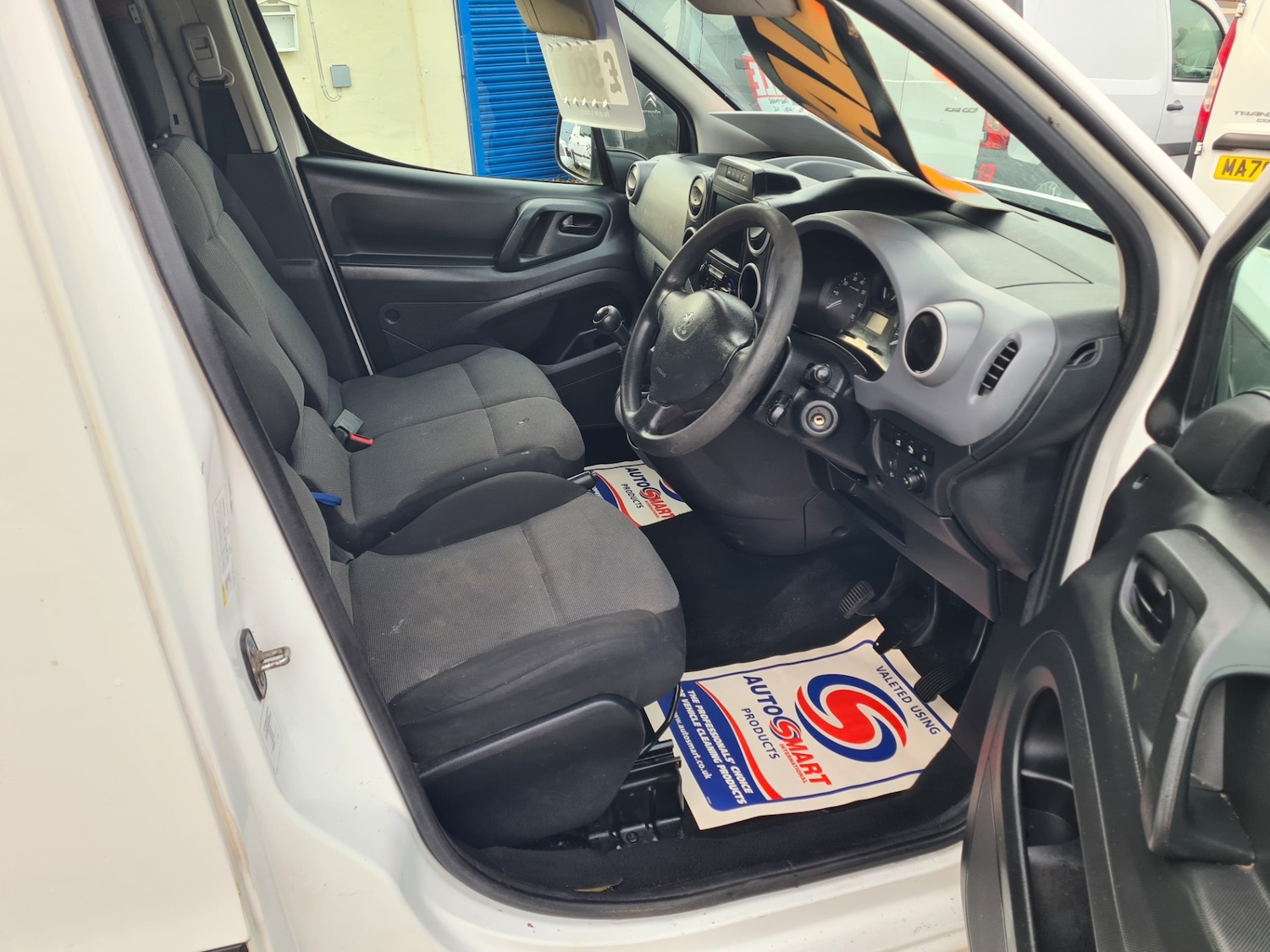 Used Peugeot Partner 2017 for sale - 77136405: Photo 13