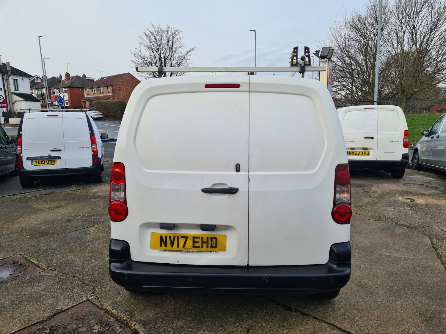 Used Peugeot Partner 2017 for sale - 77136405: Photo 5