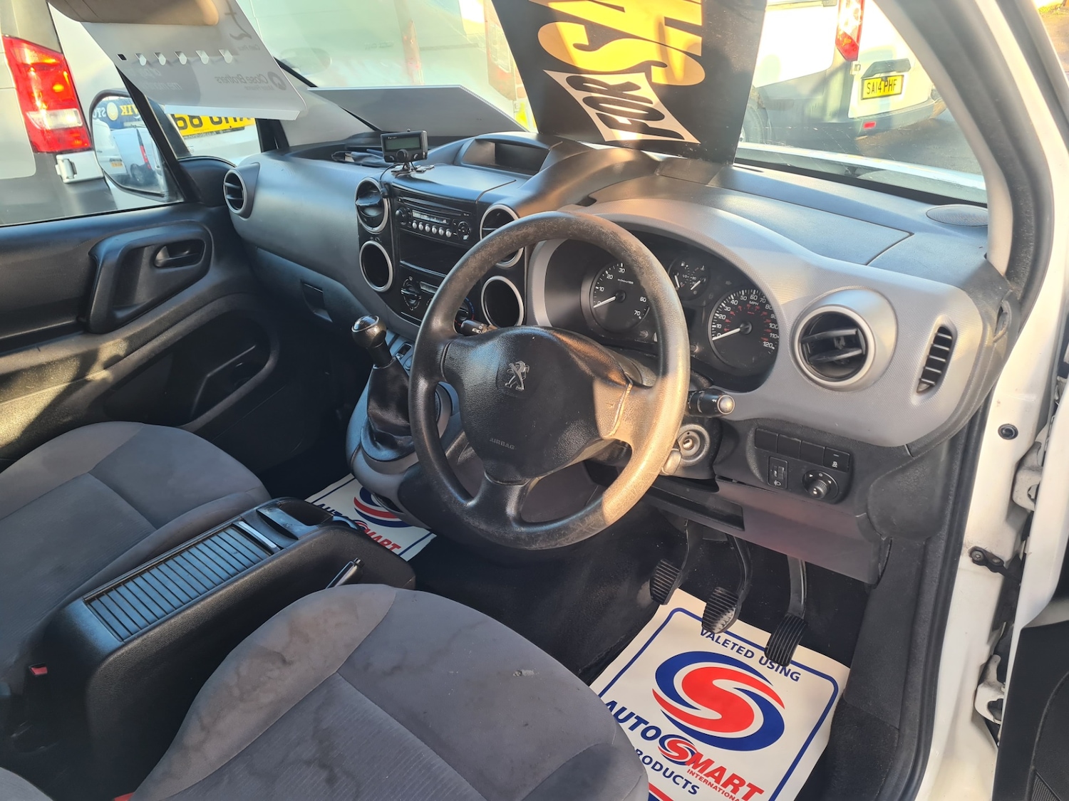 Used Peugeot Partner 2016 for sale - 77352196: Photo 11