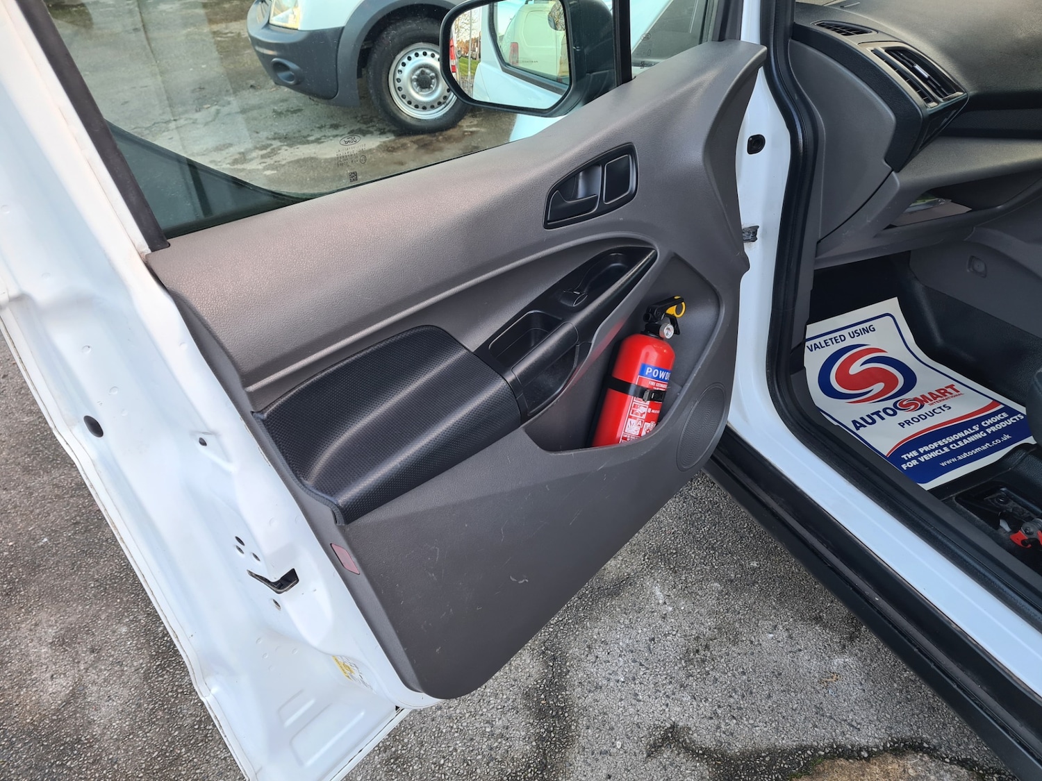 Used Ford Transit Connect 2020 for sale - 77127686: Photo 10