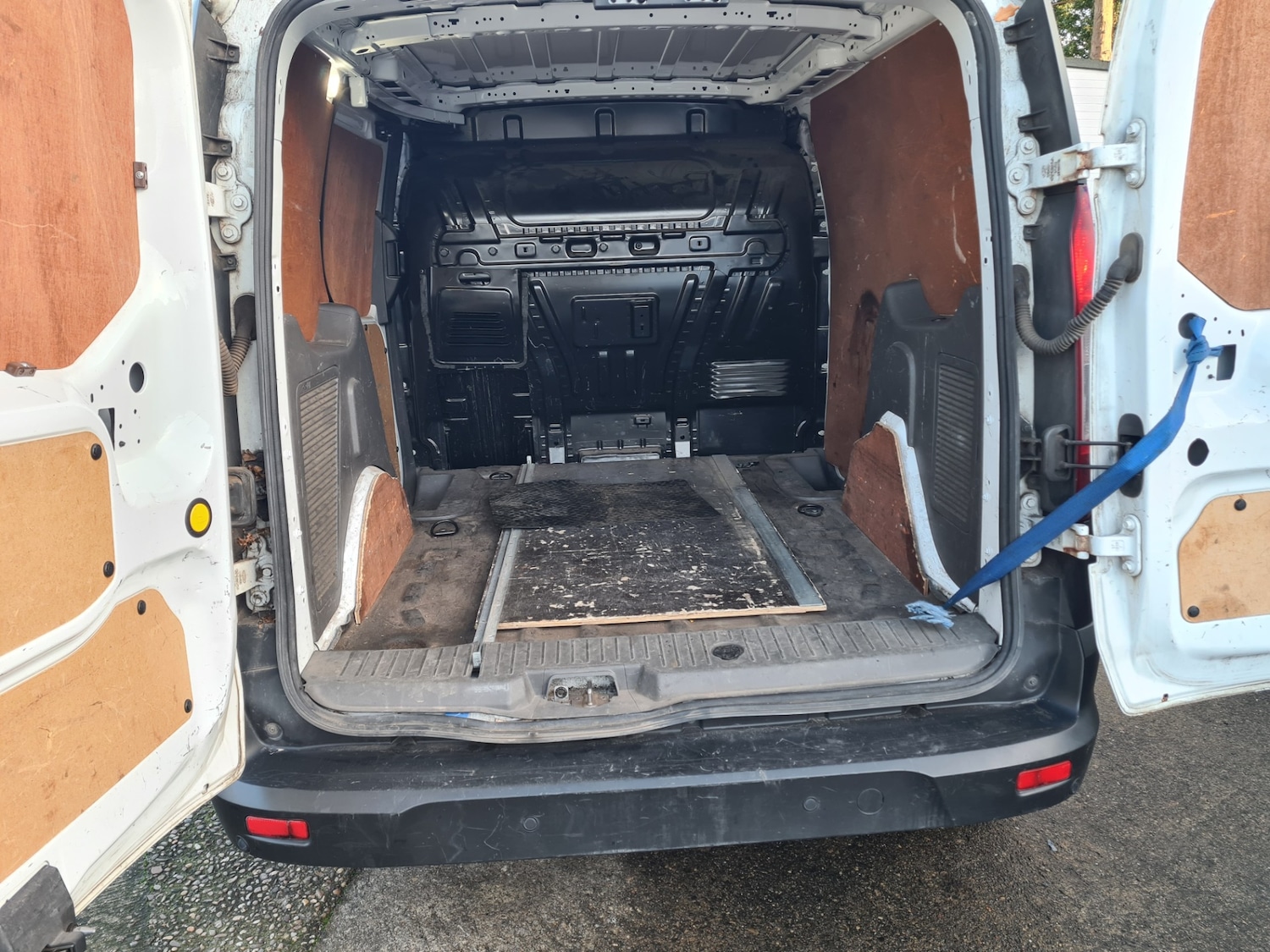 Used Ford Transit Connect 2020 for sale - 77127686: Photo 11