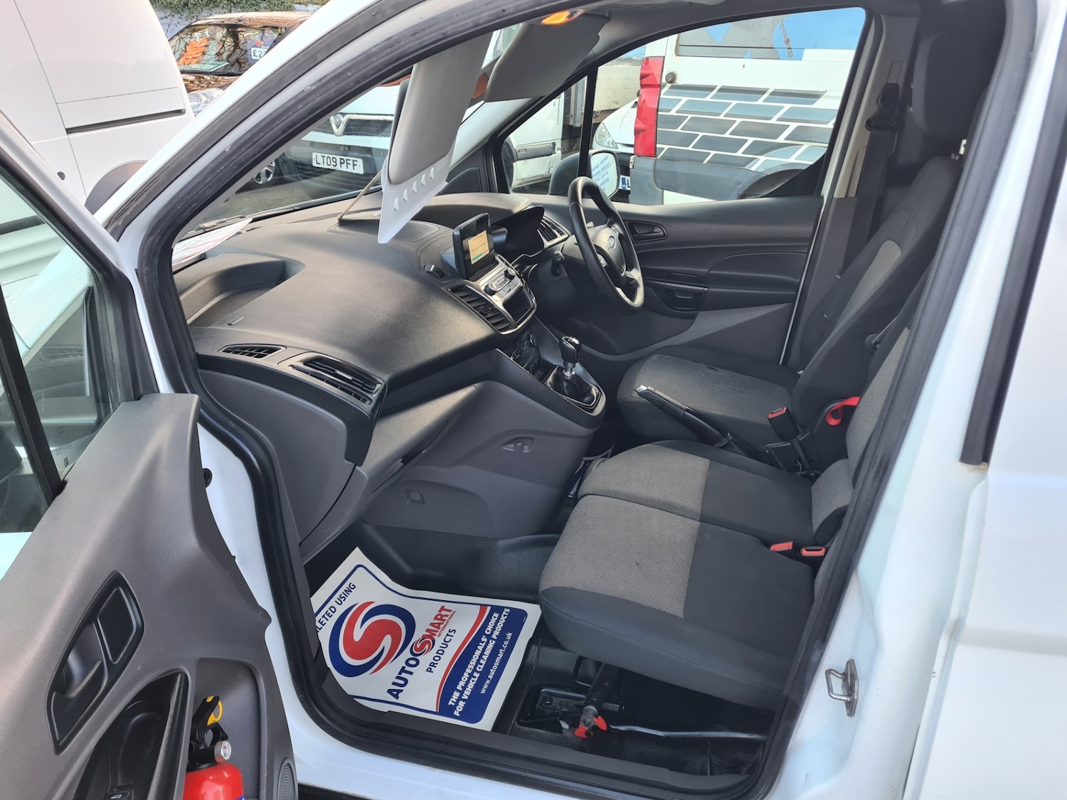 Used Ford Transit Connect 2020 for sale - 77127686: Photo 9