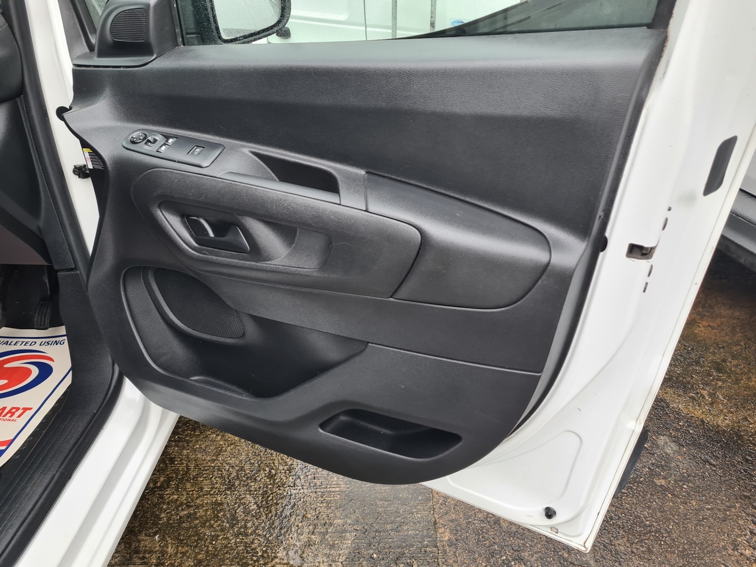 Used Peugeot Partner 2022 for sale - 77605522: Photo 17