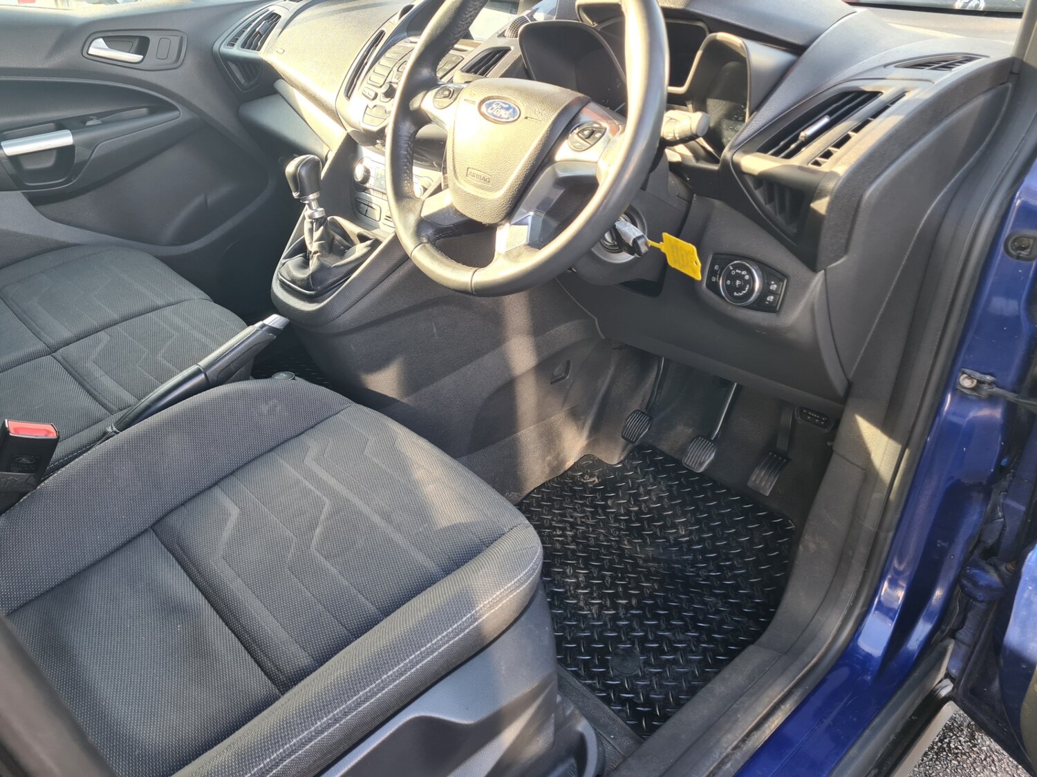 Used Ford Transit Connect 2015 for sale - 77934583: Photo 11