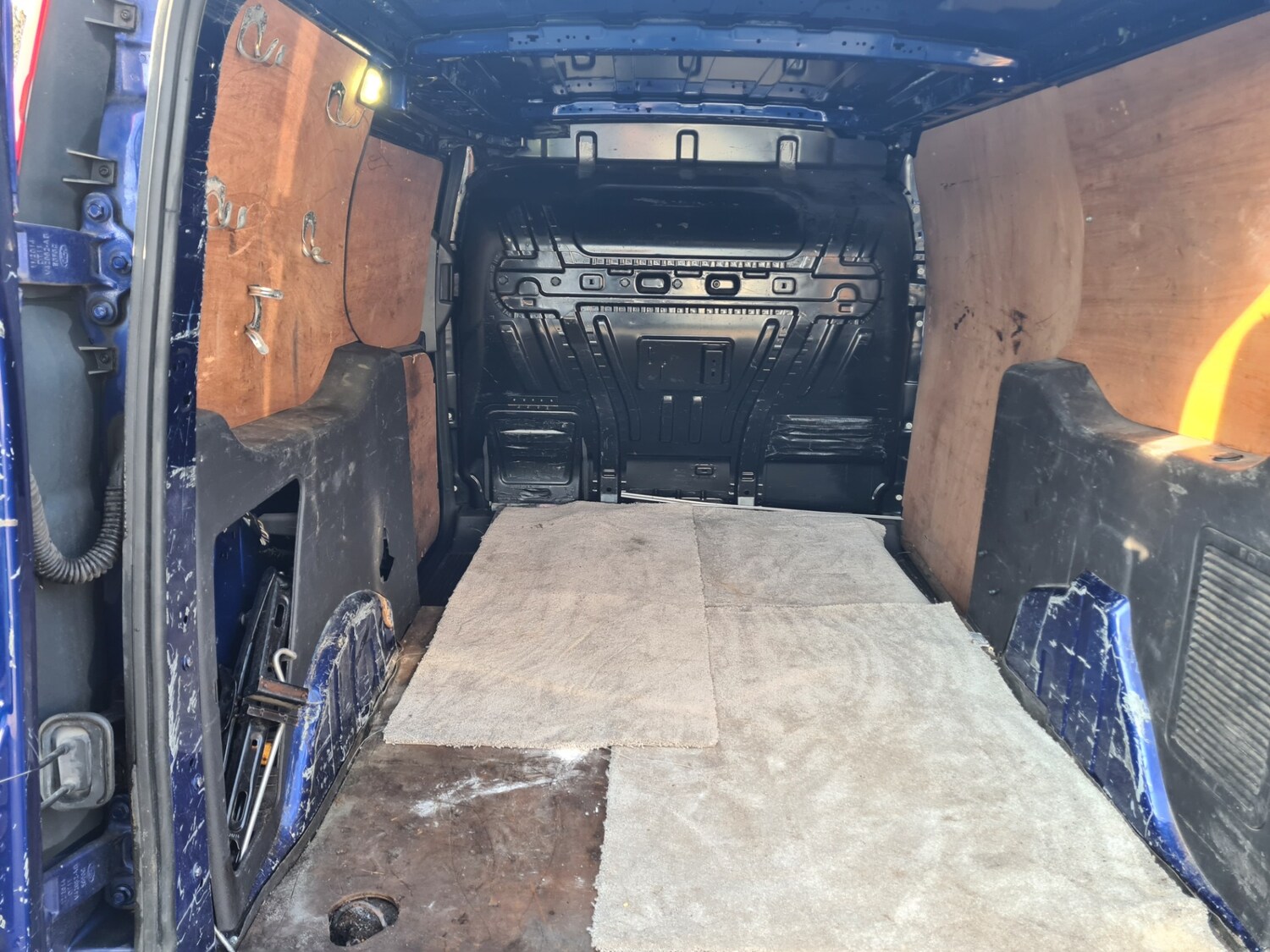 Used Ford Transit Connect 2015 for sale - 77934583: Photo 20