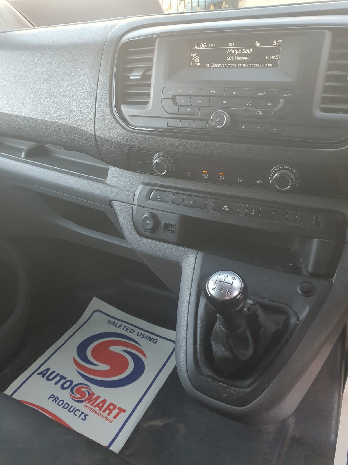 Used Peugeot Expert 2017 for sale - 77160111: Photo 15