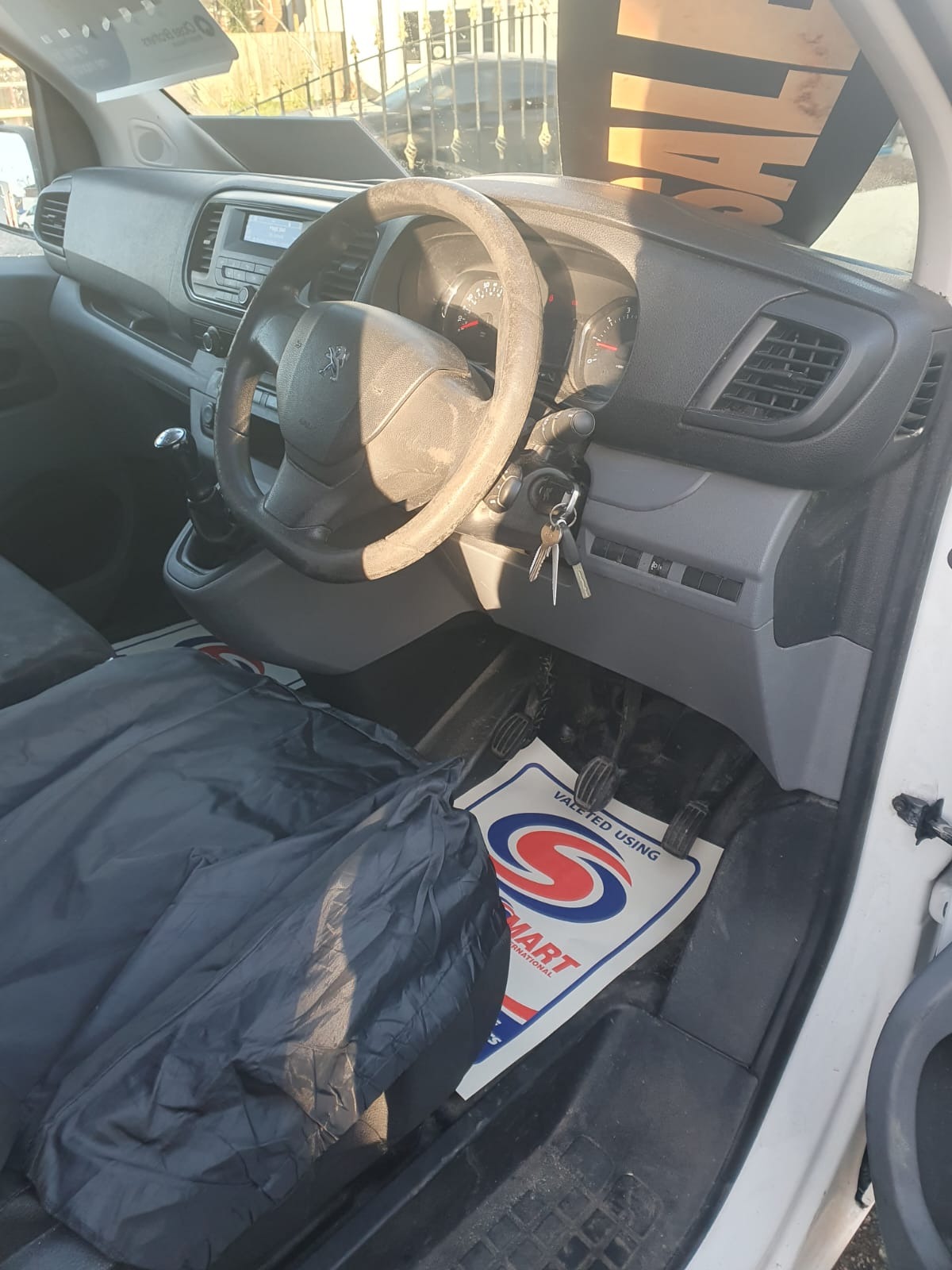 Used Peugeot Expert 2017 for sale - 77160111: Photo 16