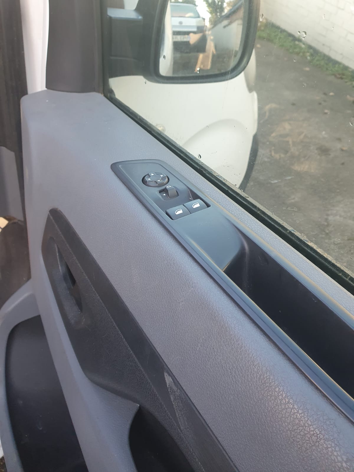 Used Peugeot Expert 2017 for sale - 77160111: Photo 17