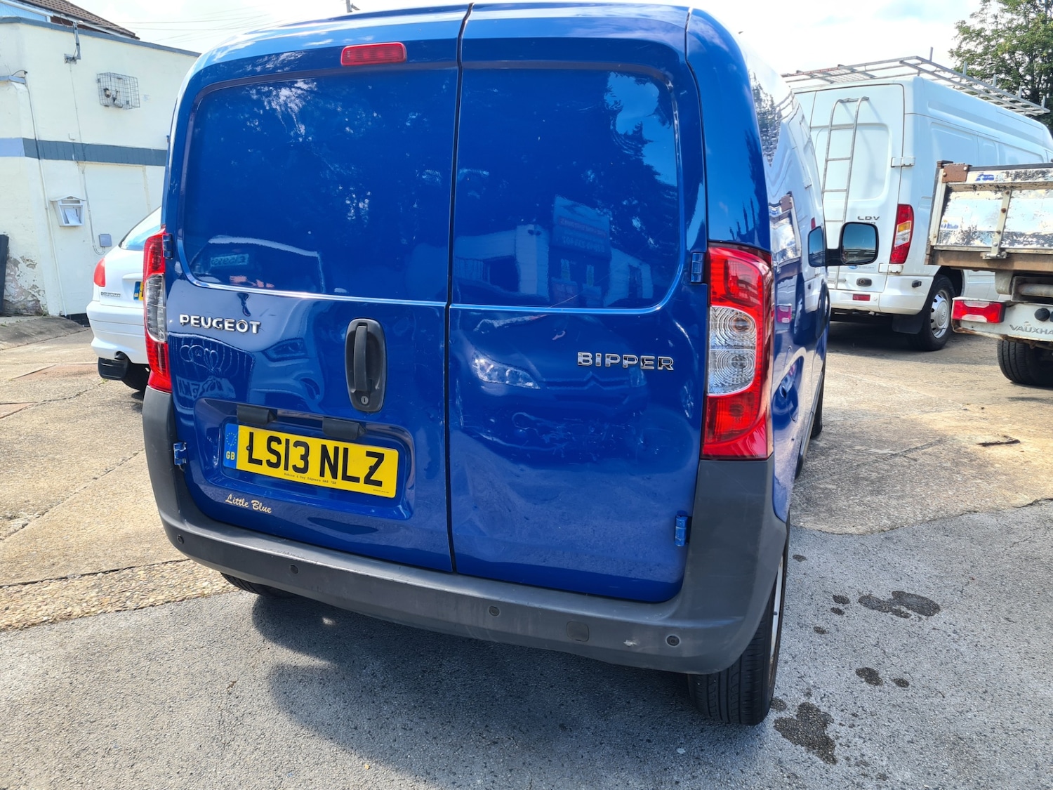 Vehicle 5