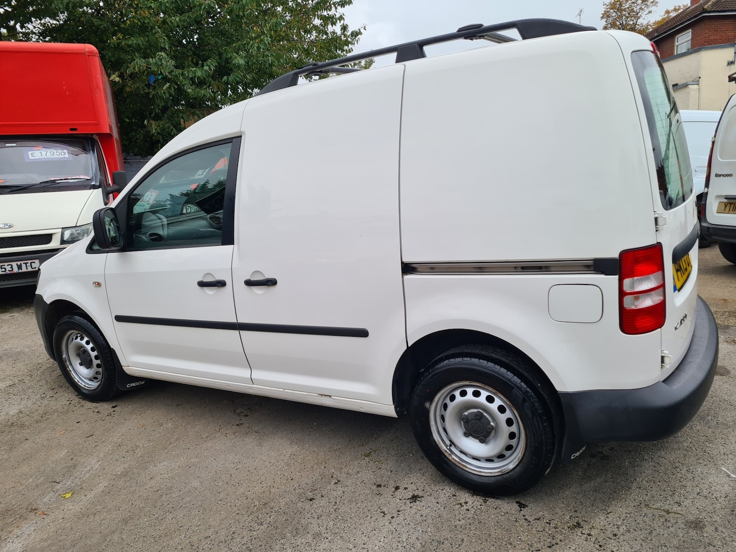 Used Volkswagen Caddy 2013 for sale - 76273885: Photo 5