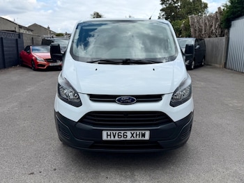 Used Ford Transit Custom 2016 for sale - 79609636: Photo