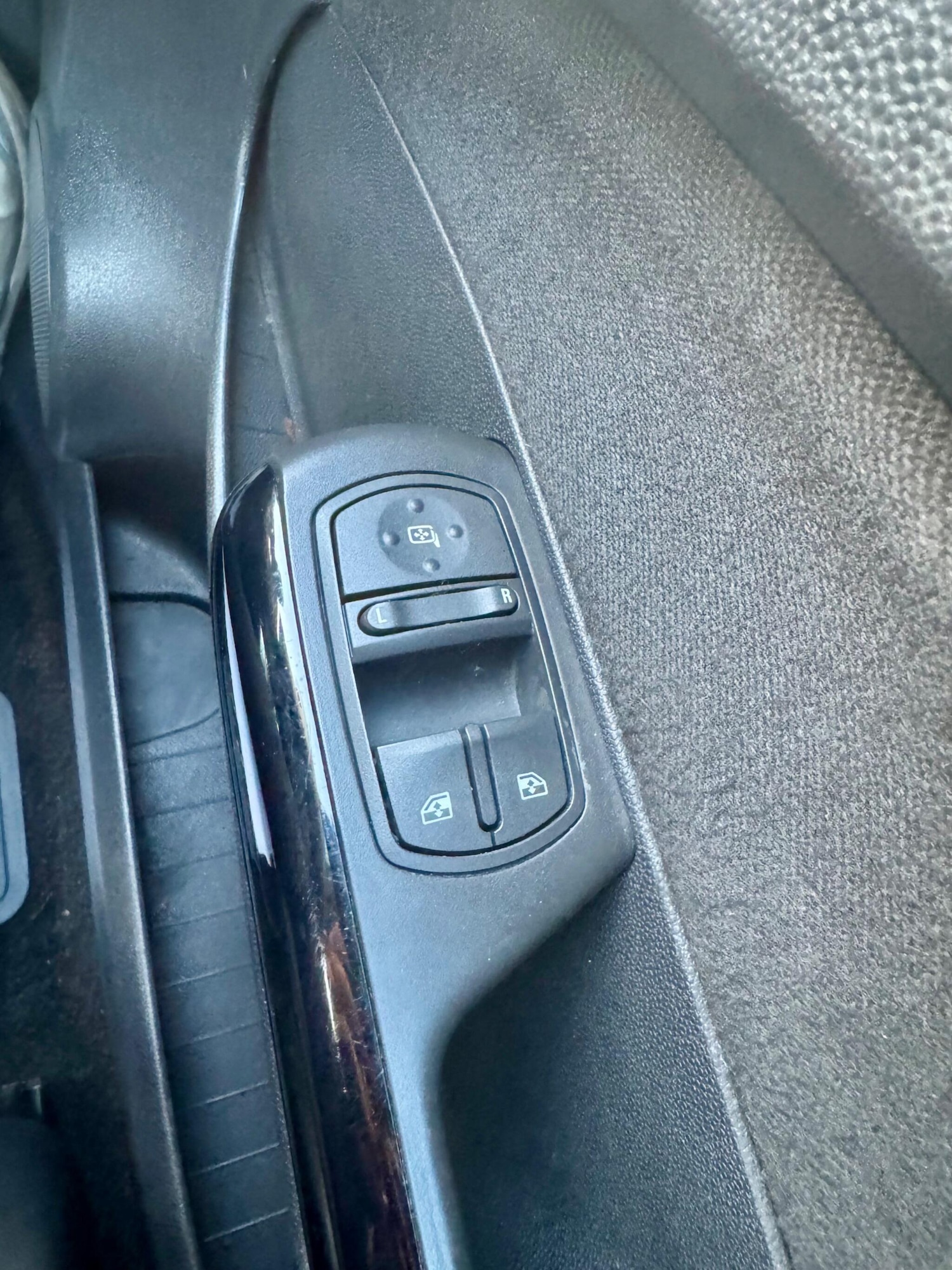 Used Vauxhall Corsa 2007 for sale - 76527755: Photo 20