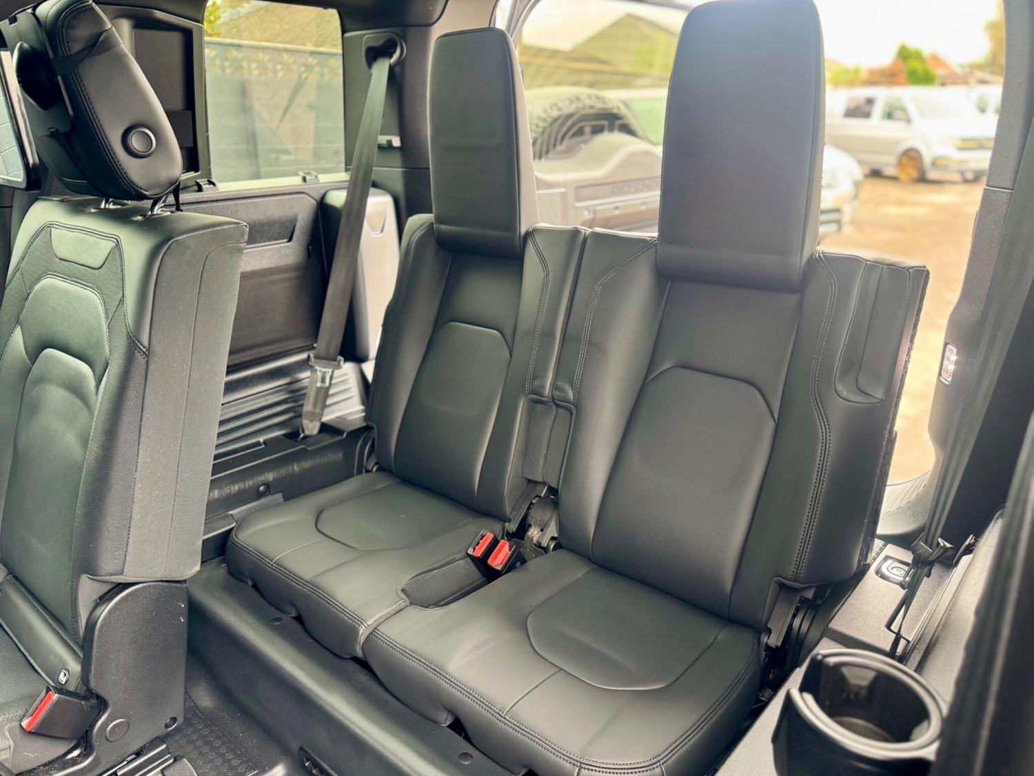 Used Land Rover Defender 2022 for sale - 76498609: Photo 18