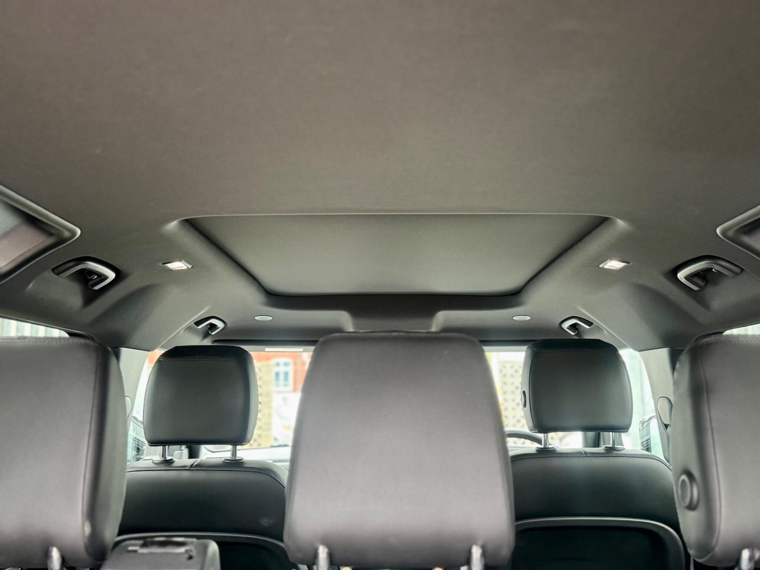 Used Land Rover Defender 2022 for sale - 76498609: Photo 24