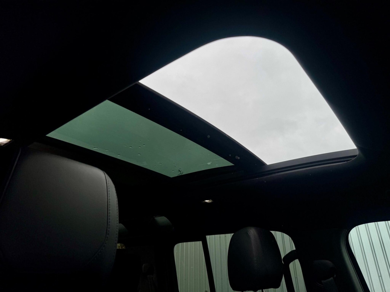 Used Land Rover Defender 2022 for sale - 76498609: Photo 25