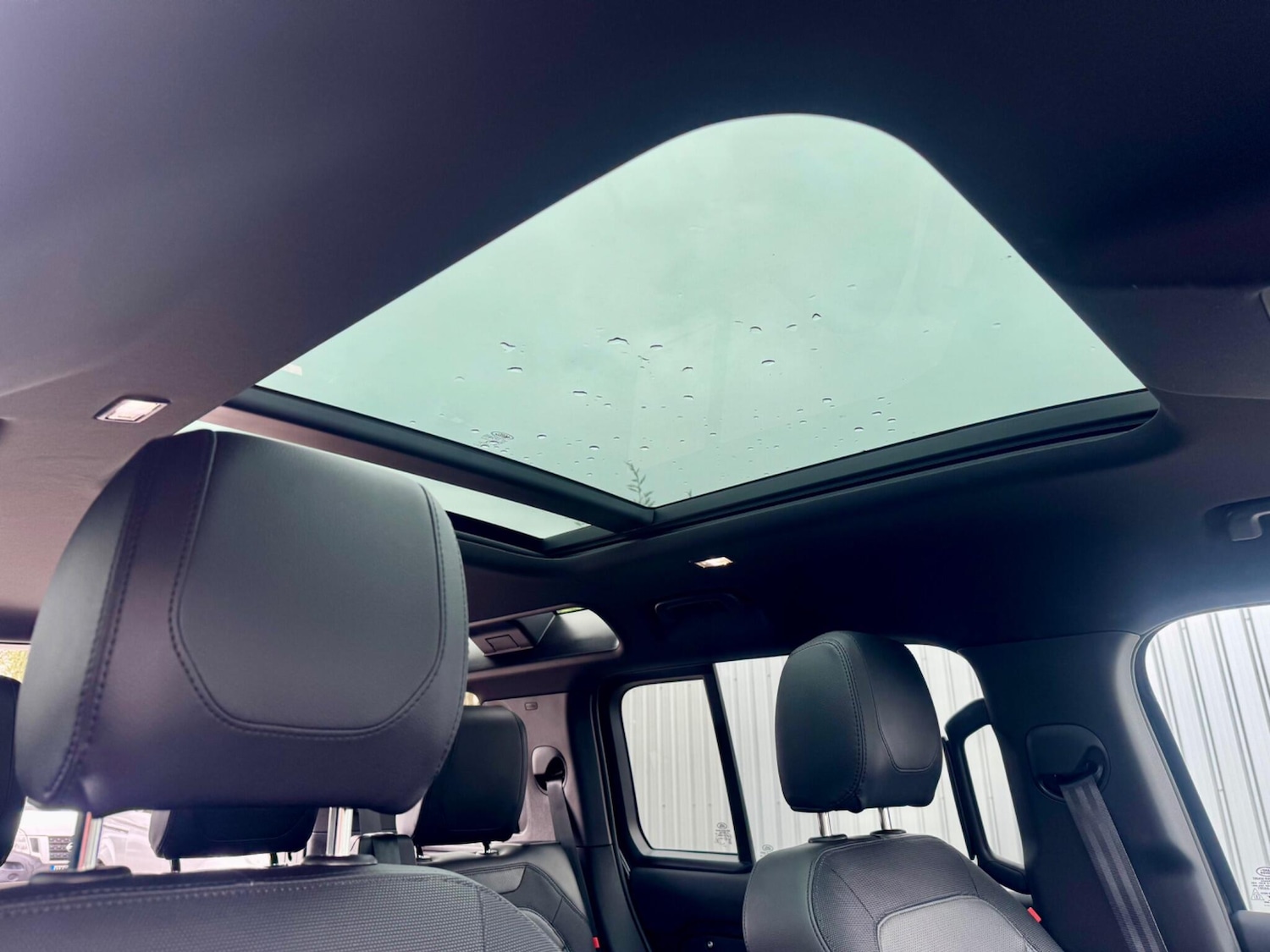 Used Land Rover Defender 2022 for sale - 76498609: Photo 26