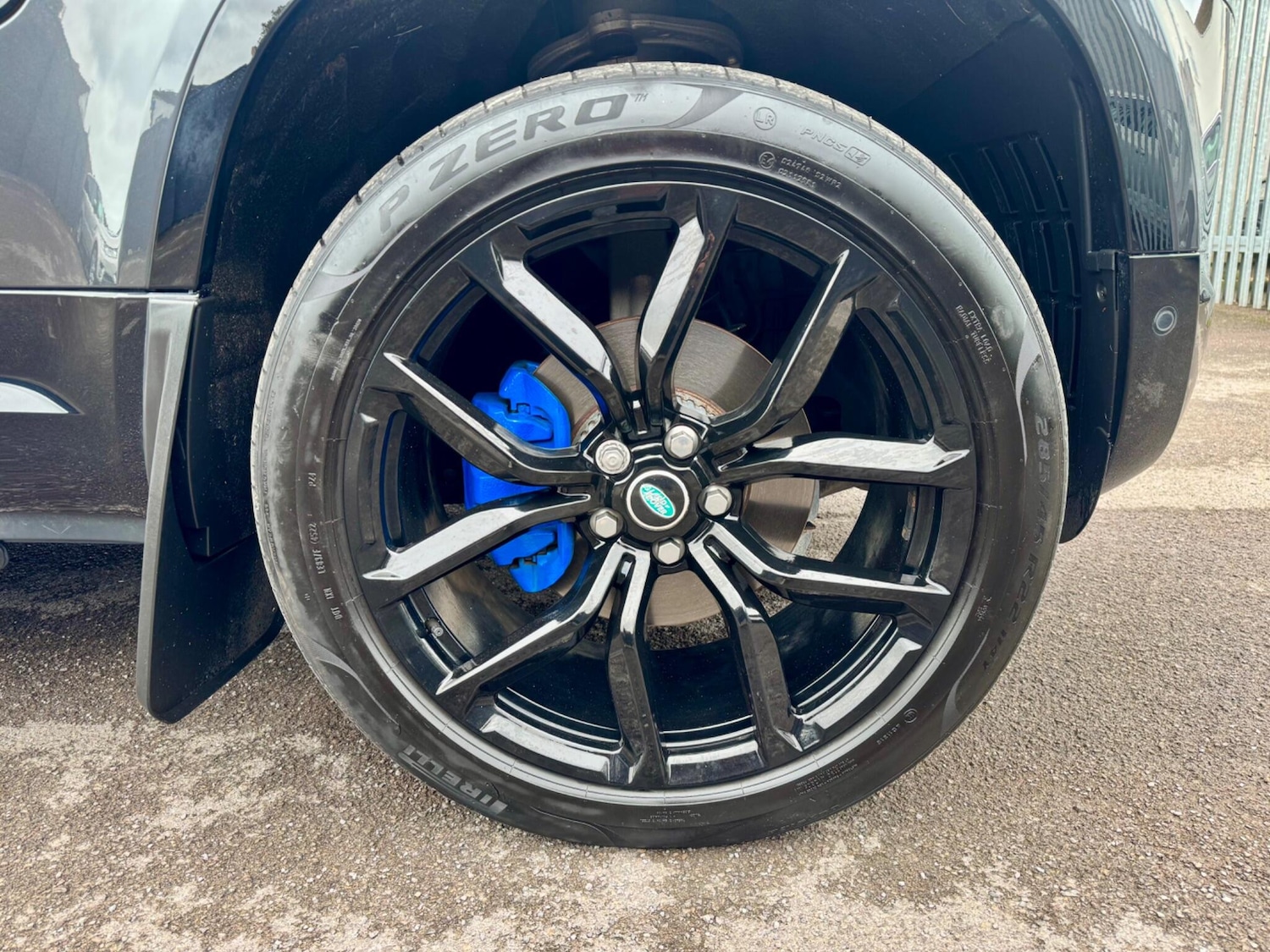 Used Land Rover Defender 2022 for sale - 76498609: Photo 34