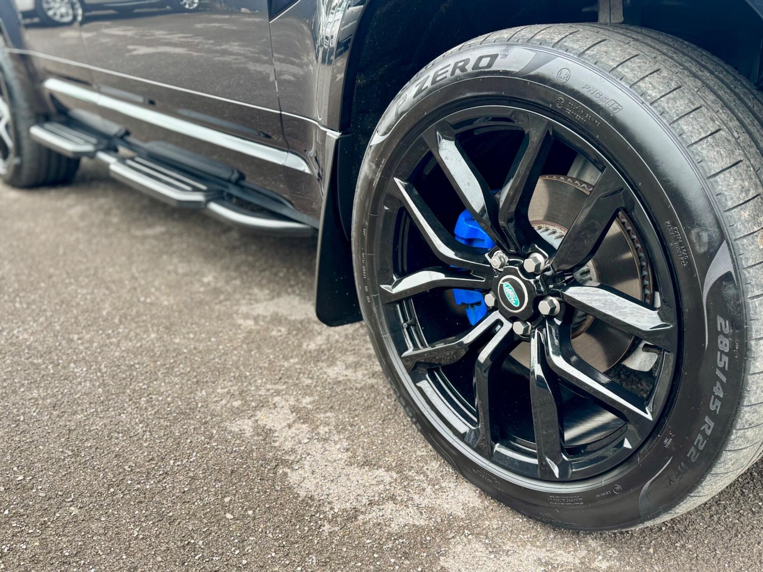 Used Land Rover Defender 2022 for sale - 76498609: Photo 35