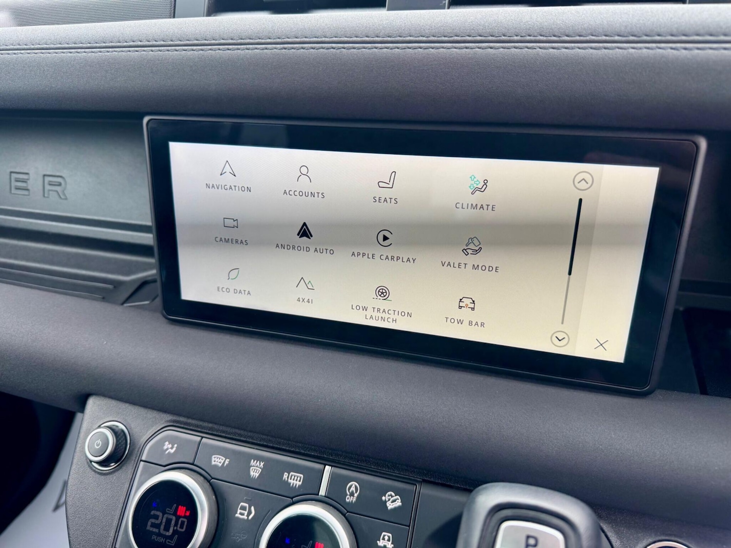 Used Land Rover Defender 2022 for sale - 76498609: Photo 37