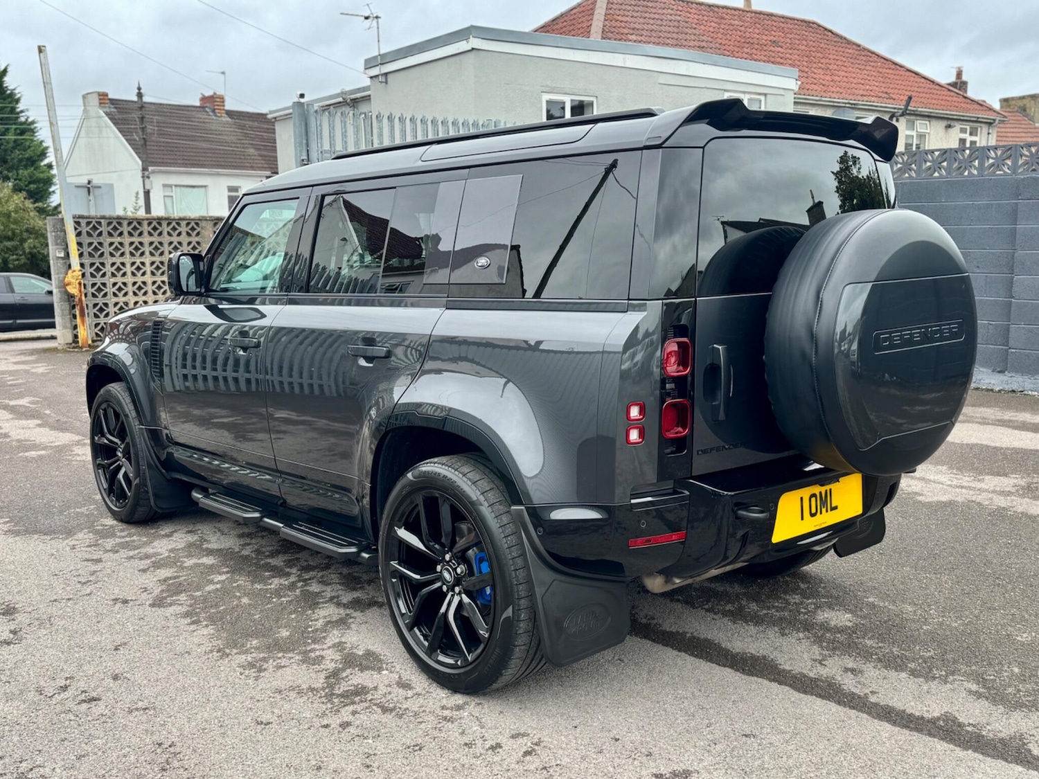 Used Land Rover Defender 2022 for sale - 76498609: Photo 7