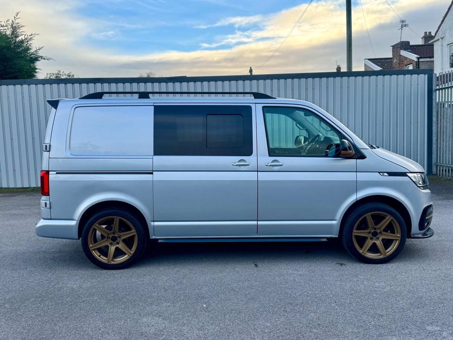 Used Volkswagen Transporter 2018 for sale - 77344777: Photo 11