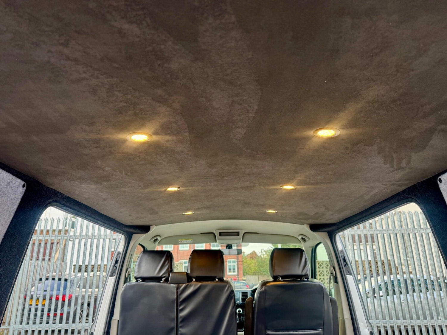 Used Volkswagen Transporter 2018 for sale - 77344777: Photo 21