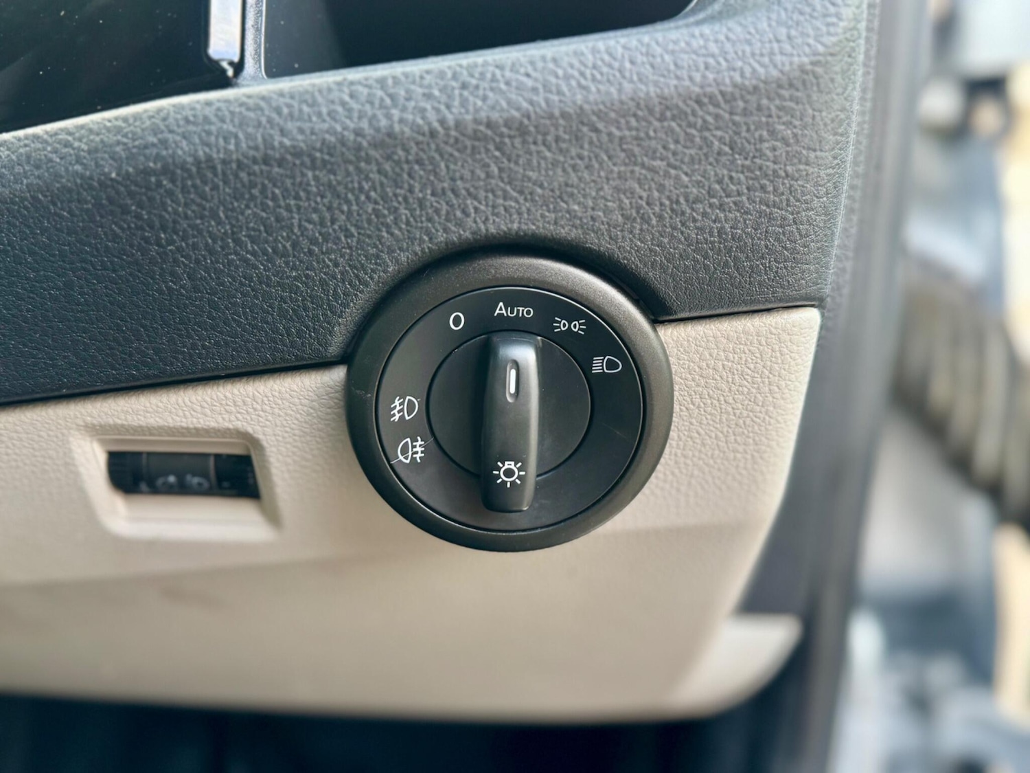 Used Volkswagen Transporter 2018 for sale - 77344777: Photo 27