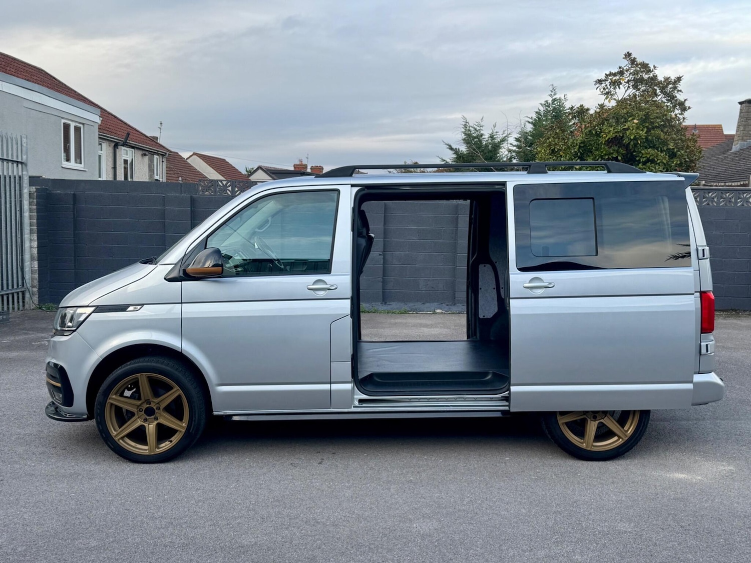 Used Volkswagen Transporter 2018 for sale - 77344777: Photo 8