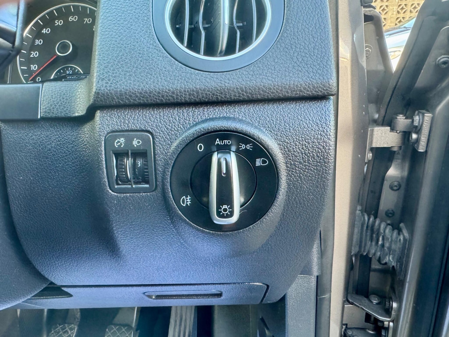 Used Volkswagen Golf Plus 2012 for sale - 76644668: Photo 25