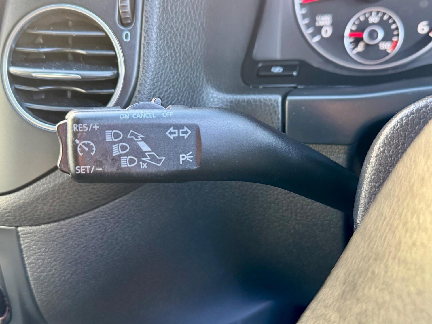 Used Volkswagen Golf Plus 2012 for sale - 76644668: Photo 26