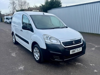 Used Peugeot Partner 2017 for sale - 77550722: Photo