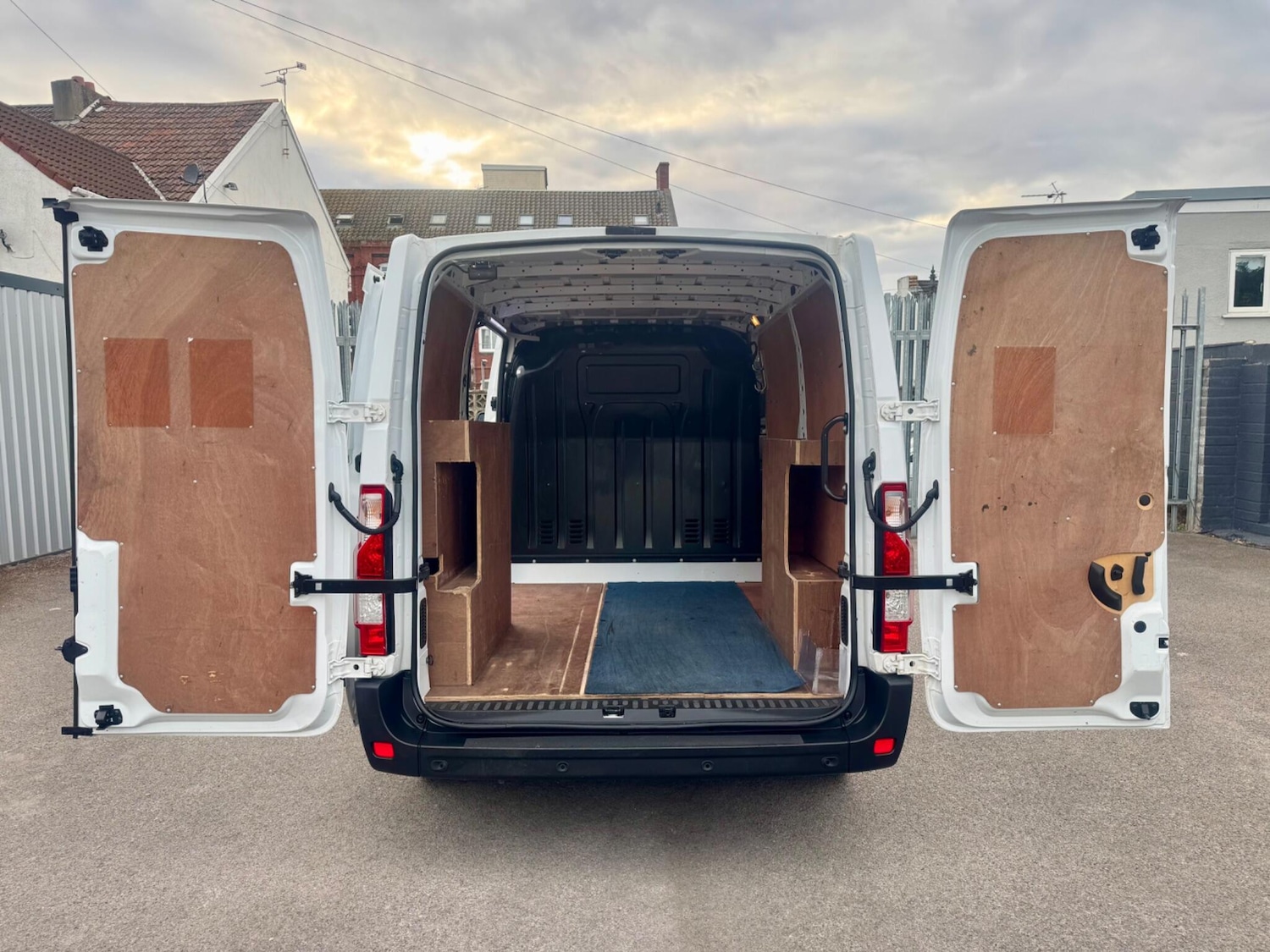 Used Vauxhall Movano for sale - 78128116: Photo 16