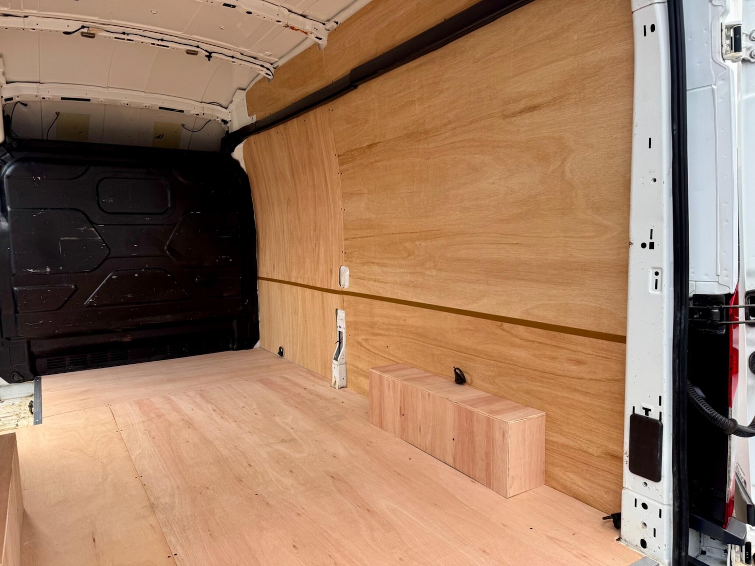 Used Ford Transit 2018 for sale - 77484396: Photo 19