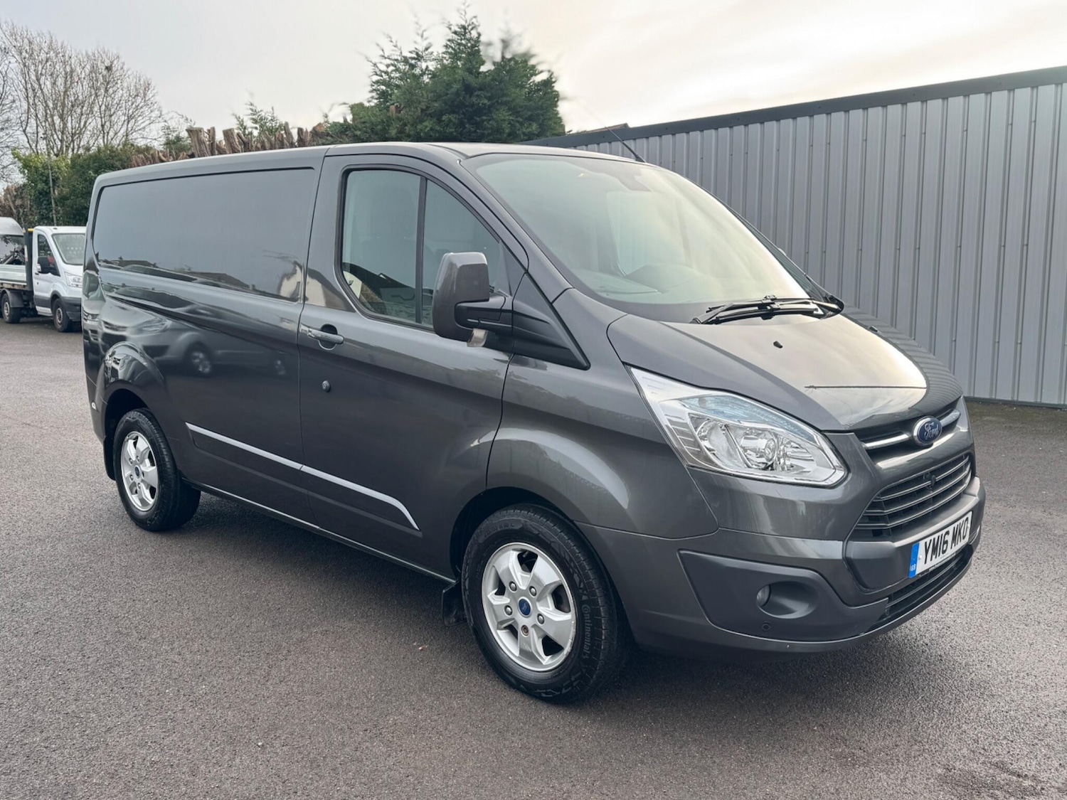 Used Ford Transit Custom 2016 for sale - 76824337: Photo 1