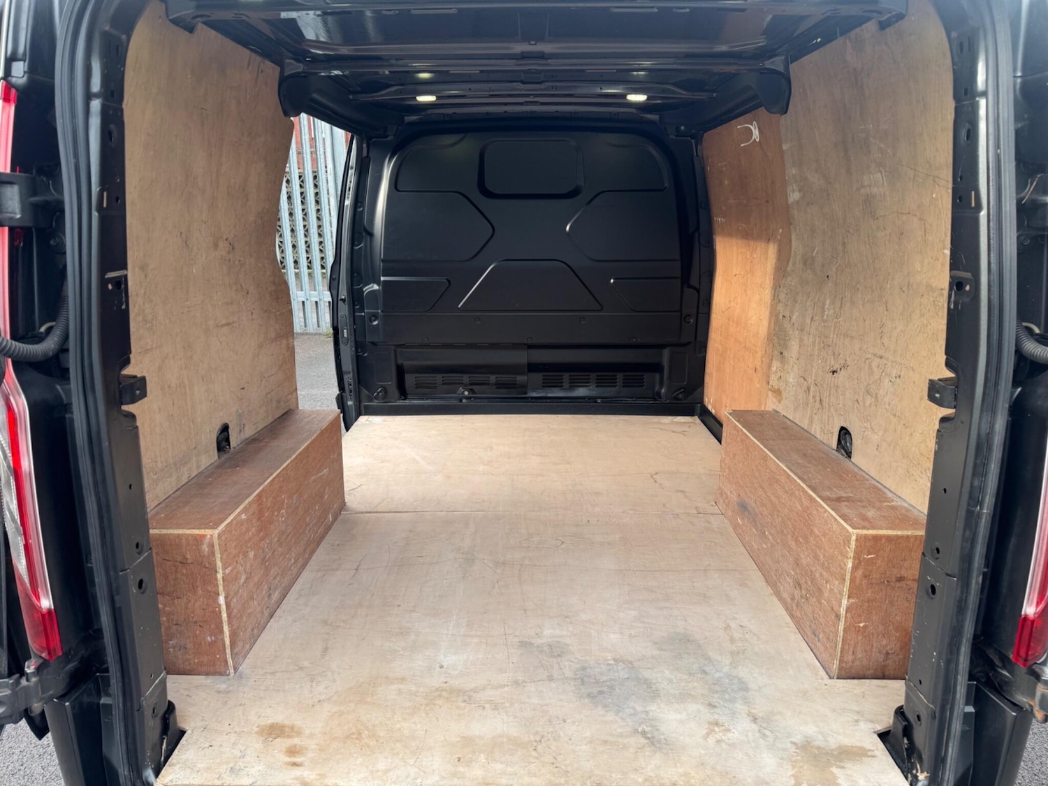 Used Ford Transit Custom 2016 for sale - 76824337: Photo 17