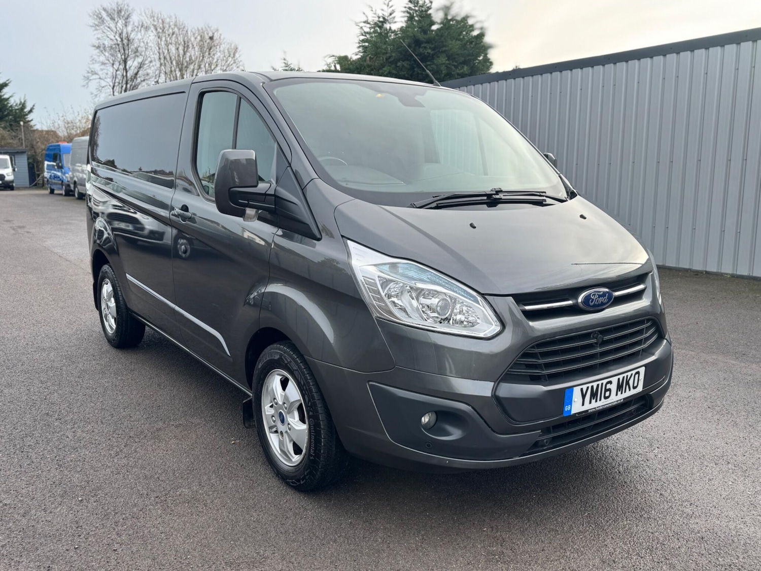 Used Ford Transit Custom 2016 for sale - 76824337: Photo 2