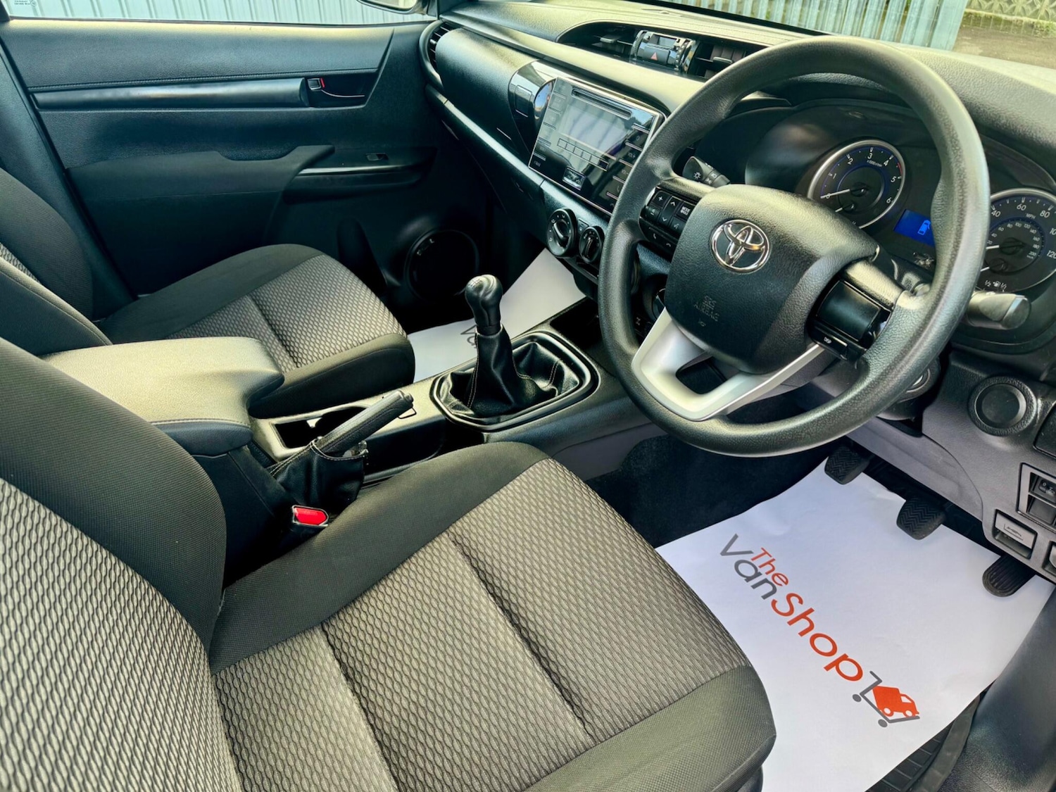 Used Toyota Hilux 2020 for sale - 76802316: Photo 12