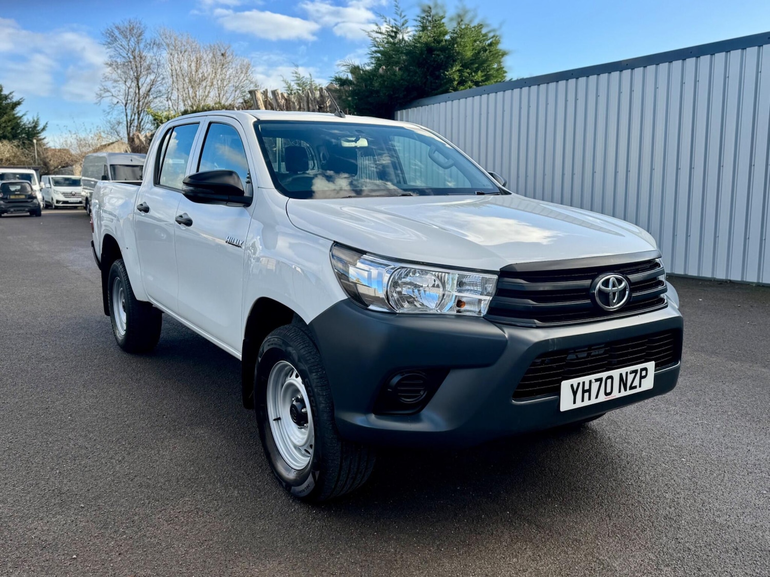Used Toyota Hilux 2020 for sale - 76802316: Photo 2